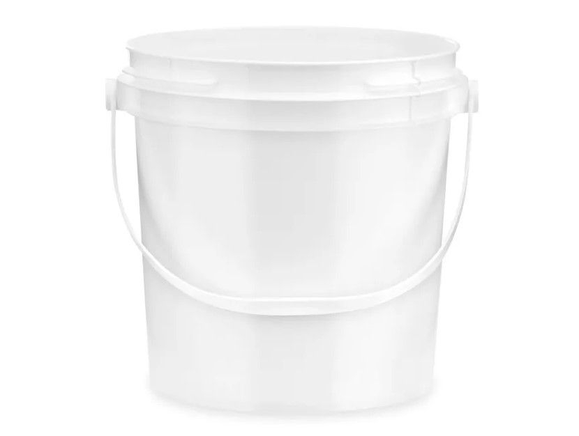 White 1 Gallon Bucket