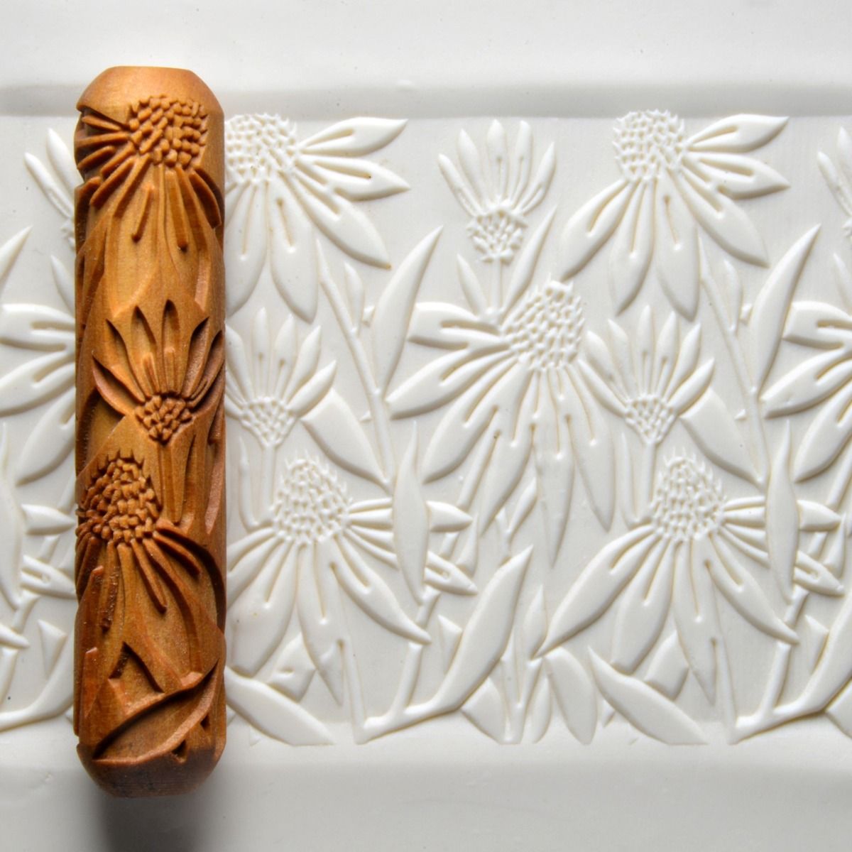 Retro Flower Texture Roller – Audball Pottery Studio