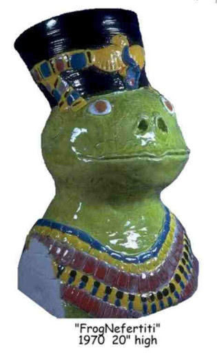 FrogNefertitti
